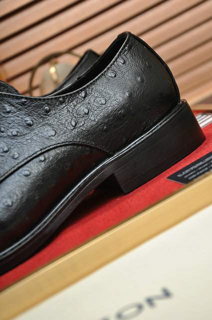 Picture of Louis Vuitton Shoes _SKU22516088SZ38-4413885